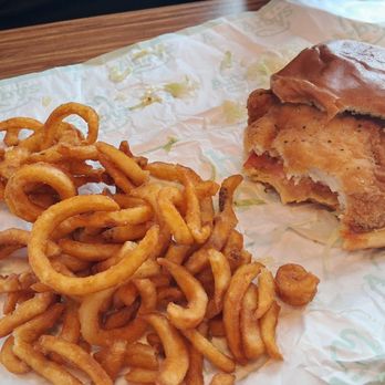 Arby's - Curly fries and chicken. Sandwich - Fast Food Near Me - Aberdeen, Washington