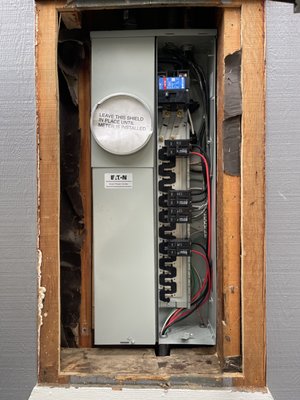 Falcon Electric Logo