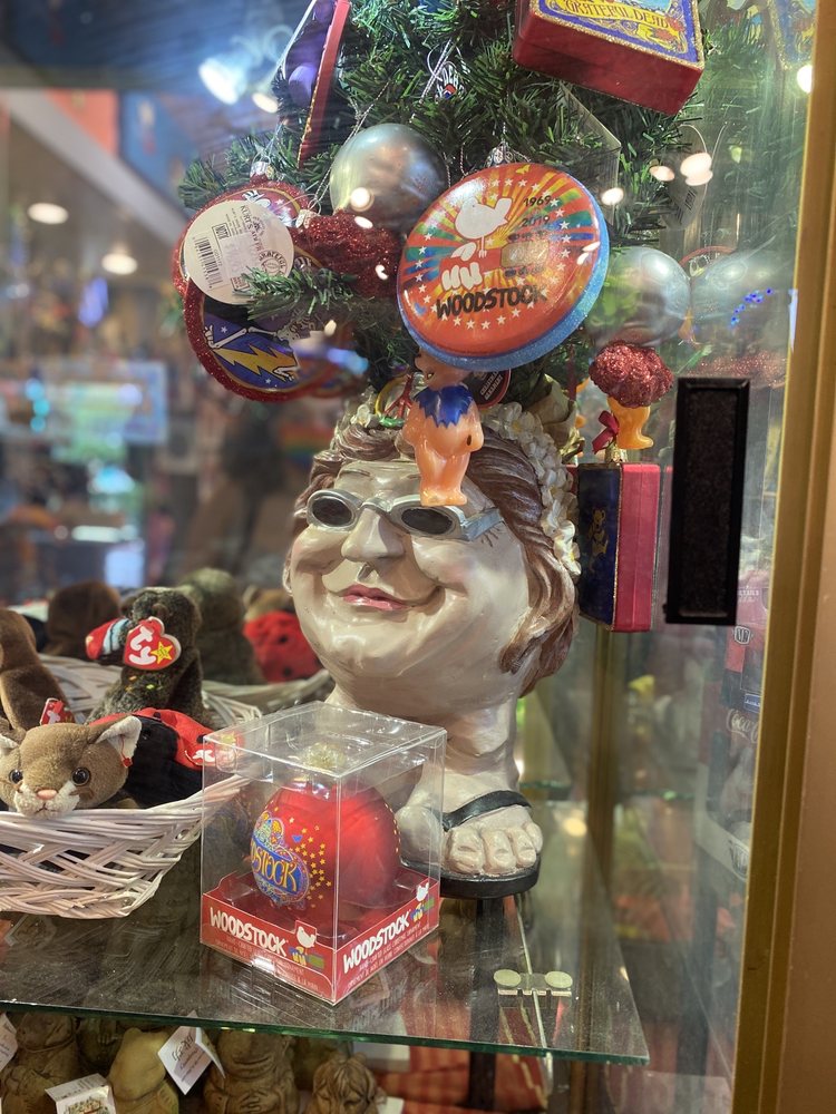 GROOVY STORE Updated July 2024 10 Photos 5770 W Irlo Bronson