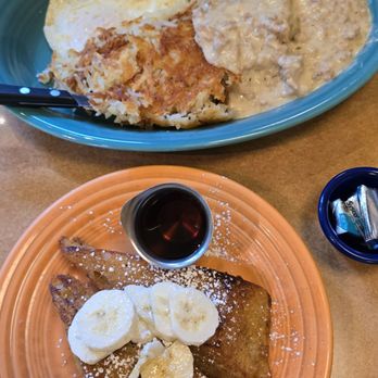 Geraldine's Counter - Must eat a French Toast here. Also ordered Chicken Fried Steak - American Near Me - Seattle, Washington