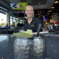 Oak & Stone - Came for drinks and Devin did not disappoint! Pineapple mule. Scenery and ambiance was to par.
