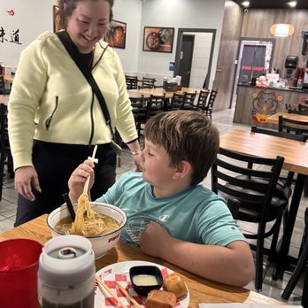 Pho Chef - Chop stick lessons - Vietnamese Near Me - Columbus, Ohio