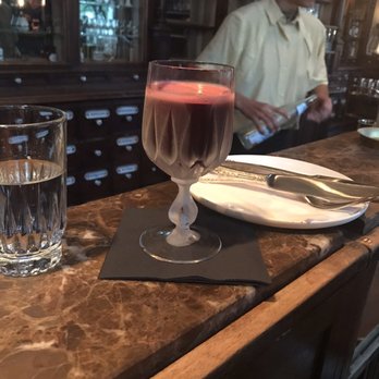 Die Apotheken Bar - Cocktail - Lounges Near Me - Berlin, BE