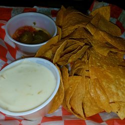 Tartan Inn - Homemade chips and queso 5$