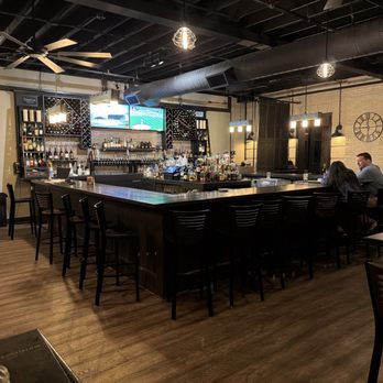 FOUNDATION kitchen + bar - Bar - New American Near Me - Derry, New Hampshire