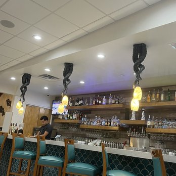 Simar - Decoration - Seafood Near Me - Austin, Texas