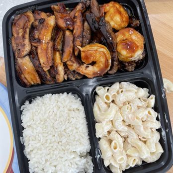 Alohahola - Chicken Wings Near Me - Plano, Texas