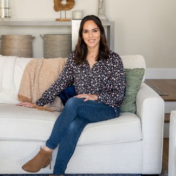 Alyssa Wine Home - Interior Design Near Me