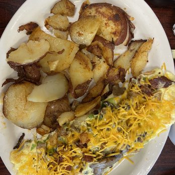 Bob's Diner - Veggie Omelette with bacon and sausage! - New American Near Me - Orlando, Florida Bob's Diner - Veggie Omelette with bacon and sausage! - New American Near Me - Orlando, Florida