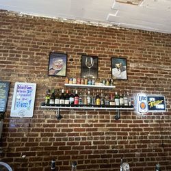 Meri Moon - Small bar