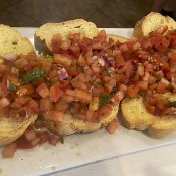 Lenny's Clam Bar - Delicious Bruschetta - Seafood Near Me - Howard Beach, New York