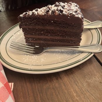 Good Pie - Chocolate fudge cake - Pizza Near Me - Las Vegas, Nevada Good Pie - Chocolate fudge cake - Pizza Near Me - Las Vegas, Nevada