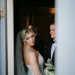 Uptown Charm - Gorgeous natural spray tan on our bride!