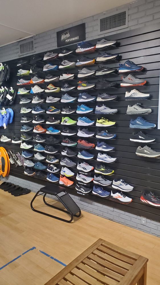 JACKRABBIT UPPER WEST SIDE Updated July 2024 30 Photos & 101 Reviews 140 W 72nd St, New