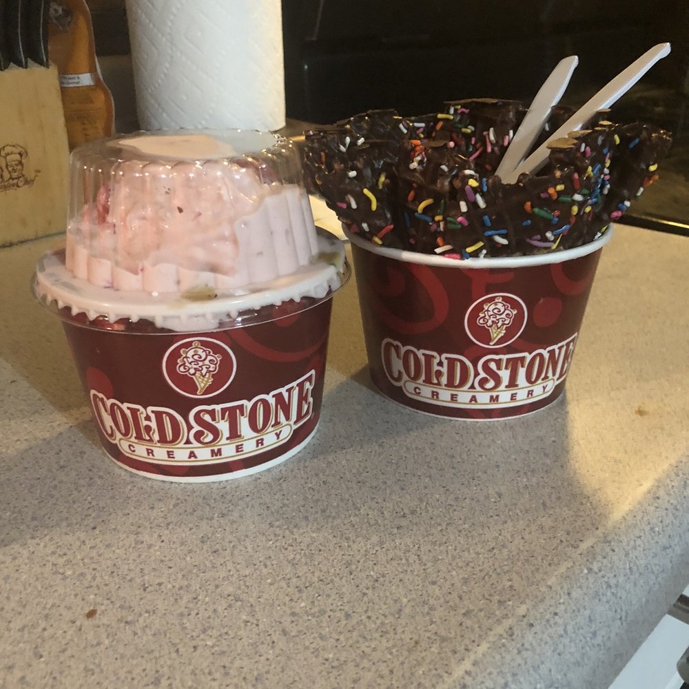 SOLID result of delivery ice cream! Strawberry w/ cookie dough, rainbow sprinkles & dipped sprinkle waffle bowl in "Love It" size. SOLID result of delivery ice cream! Strawberry w/ cookie dough, rainbow sprinkles & dipped sprinkle waffle bowl in "Love It" size.