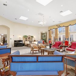 Heritage At Carefree Senior Living - Lobby