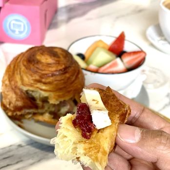 Lux Sucre Desserts - French Breakfast - Desserts Near Me - Wilsonville, Oregon