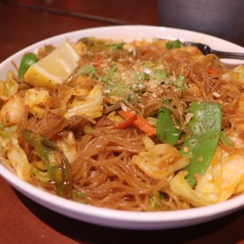 Isla Grand - Pancit Bihun Guisadu - Filipino Near Me - Pleasant Hill, California