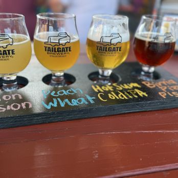 TailGate Brewery Chattanooga - Beer flight - Breweries Near Me - Chattanooga, Tennessee TailGate Brewery Chattanooga - Beer flight - Breweries Near Me - Chattanooga, Tennessee