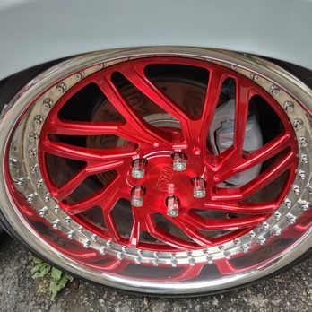 Master Detail Services - Results of a polished wheel. - Auto Detailing Near Me Master Detail Services - Results of a polished wheel. - Auto Detailing Near Me