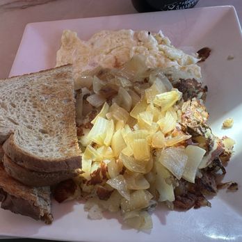 Woodville Diner - 2 eggs, home fries with onions and toast ( egg whites) - New American Near Me - Oregon, Ohio Woodville Diner - 2 eggs, home fries with onions and toast ( egg whites) - New American Near Me - Oregon, Ohio