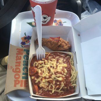 Jollibee - Delicious meal of Jolly Spaghetti w/ Spicy Drumstick, Diet Pepsi and a Peach Mango Pie togo!!! - Fast Food Near Me - Houston, Texas