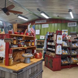 Okaw Valley Orchard - Lots of seasonal products