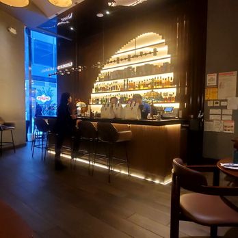 Blue Blossom - Bar area. - Chinese Near Me - New York, New York