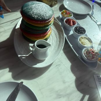 Sugar Factory Foxwoods - Rainbow pancakes - American Near Me - Mashantucket, Connecticut