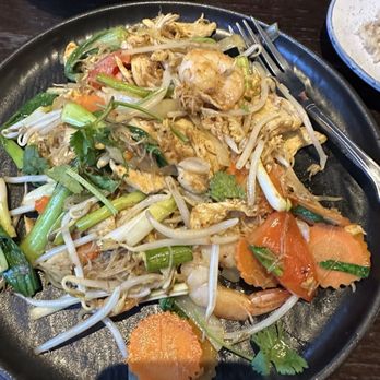 Archa Nine Thai Kitchen - Singapore noodles - Thai Near Me - Lexington, Kentucky Archa Nine Thai Kitchen - Singapore noodles - Thai Near Me - Lexington, Kentucky