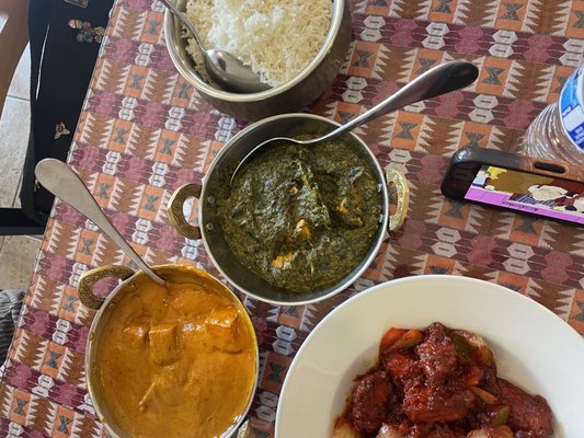 Momo N Curry by null