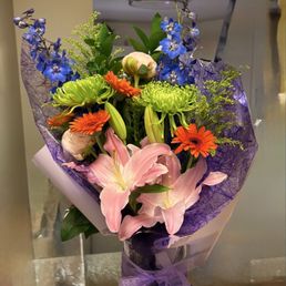 Gorgeous handpicked bouquet! Gorgeous handpicked bouquet!
