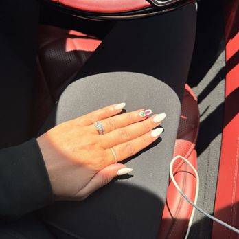 Le Petit Salon - Nail Salons Near Me - Tustin, California Le Petit Salon - Nail Salons Near Me - Tustin, California