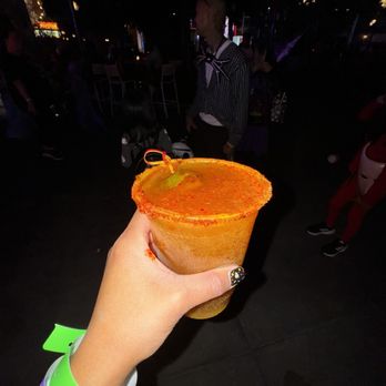 Hollywood Lounge - Pickle michelada - Beverage Store Near Me
