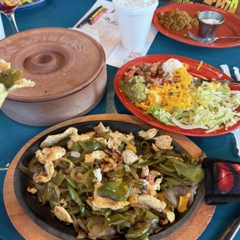 Chili Willi's Tex-Mex Grill - Chicken fajitas - Tex-Mex Near Me - Cornelius, North Carolina Chili Willi's Tex-Mex Grill - Chicken fajitas - Tex-Mex Near Me - Cornelius, North Carolina