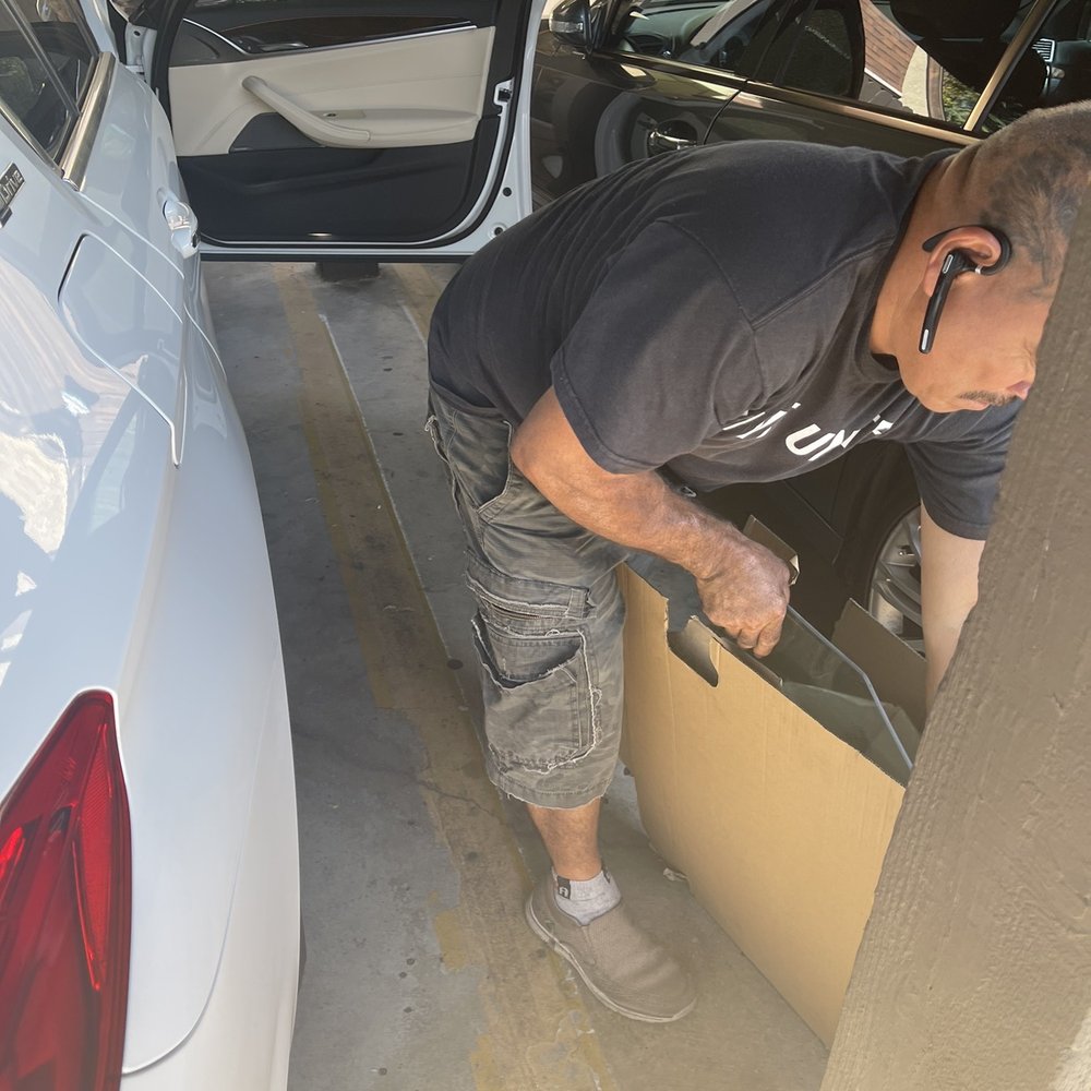 P & G Auto Glass - Before - Auto Glass Services Near Me - Chatsworth, California P & G Auto Glass - Before - Auto Glass Services Near Me - Chatsworth, California
