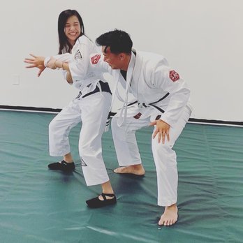 Gracie Jiu-Jitsu Orlando - My gf now loves being able put me in an arm lock - Self-defense Classes Near Me - Orlando , Florida Gracie Jiu-Jitsu Orlando - My gf now loves being able put me in an arm lock - Self-defense Classes Near Me - Orlando , Florida