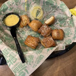 Pretzel nuggets with honey mustard dipping sauce Pretzel nuggets with honey mustard dipping sauce