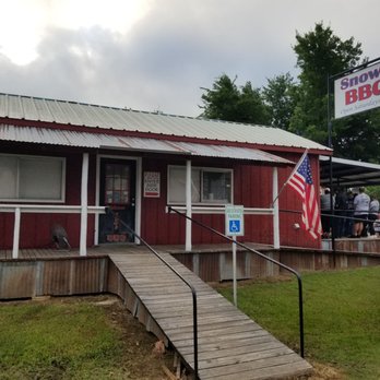 Snow's BBQ - Barbeque Near Me - Lexington, Texas