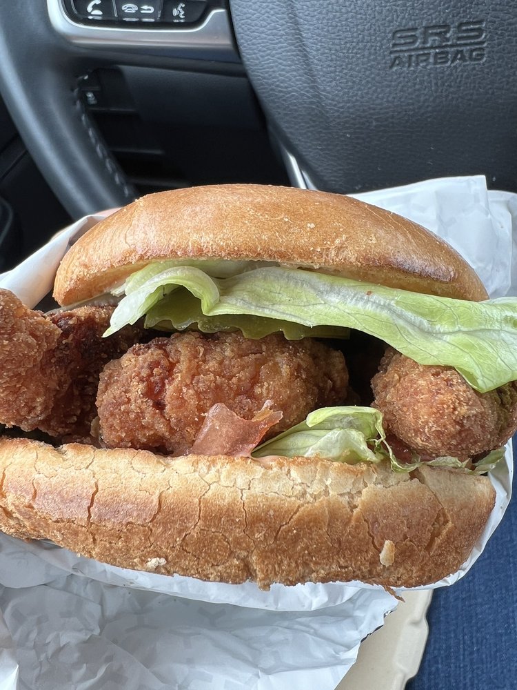 CHICK’N CONE Updated September 2024 270141 Bergen Town Ctr