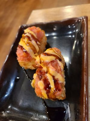 Sushi Mon by null