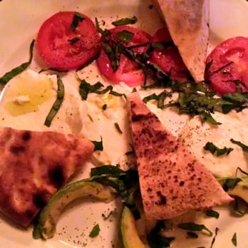 La Pizzeria - Insalata Italiana $ 7.25
Avocado, fresh mozzarella, fresh tomato, fresh basil - Pizza Near Me - Campbell, California