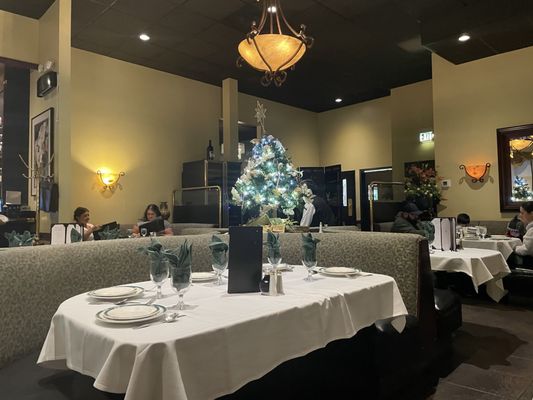 Palais De Jade by null