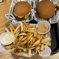 The Grill - Burgers of the month & fresh fries