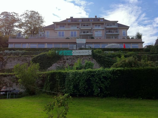 Graf Everstein by null