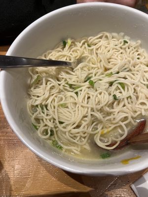 KINTON RAMEN POINTE-CLAIRE by null