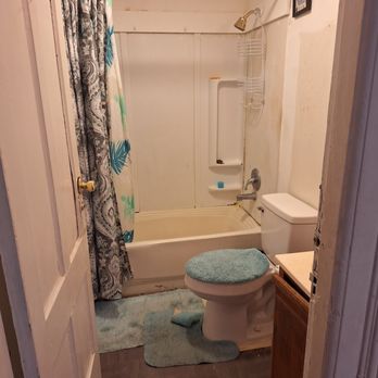 Patrick R1 Construction - Remodeled a bathroom - General Contractors Near Me