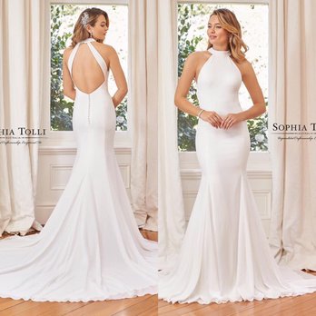 Elaine's Wedding and Event Center - Bridal Near Me - Appleton, Wisconsin