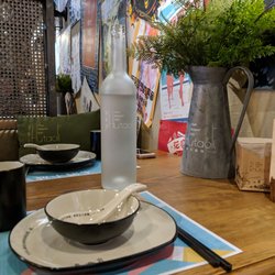 Hutaoli Music Restaurant & Bar - Table setup