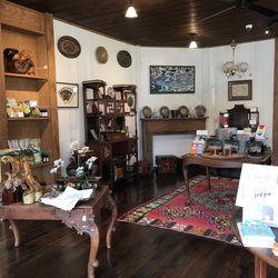 Ebb & Flow - Cute shop